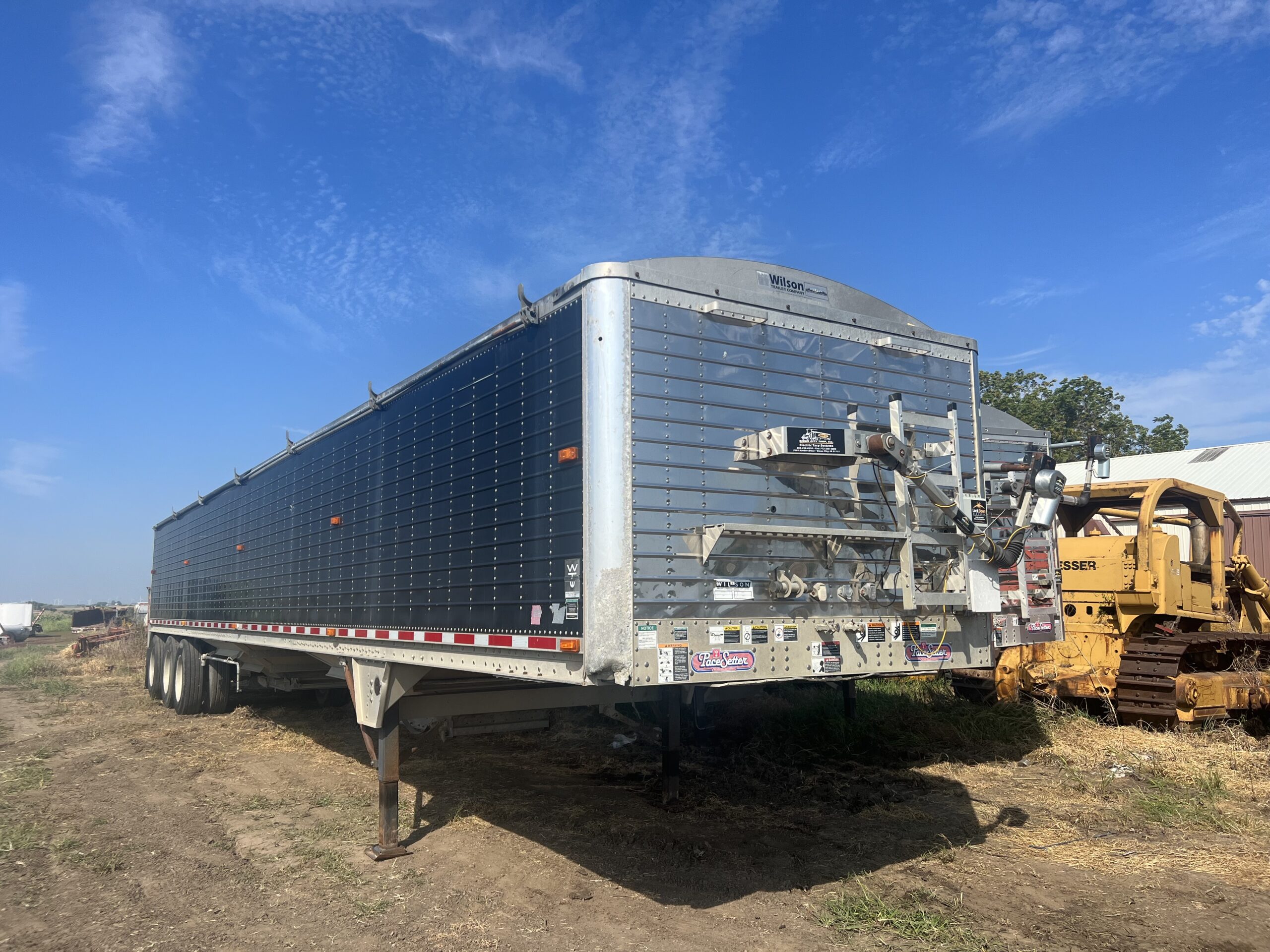 2009 Wilson 50' grain hopper